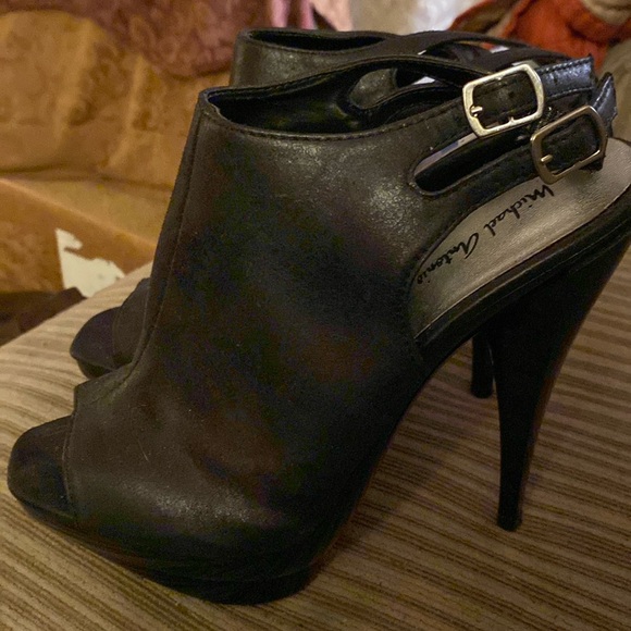 Strappy open toe heels - Picture 1 of 10